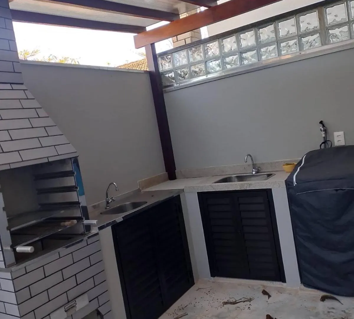 Sobrado Bombinhas 80M Da Praia